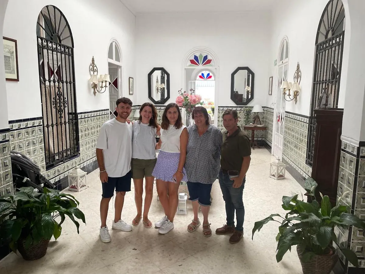 Hostal La Cruz 1872 Chipiona Guest house