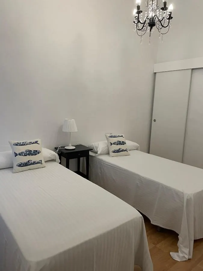 Hostal La Cruz 1872 Chipiona 0*,
