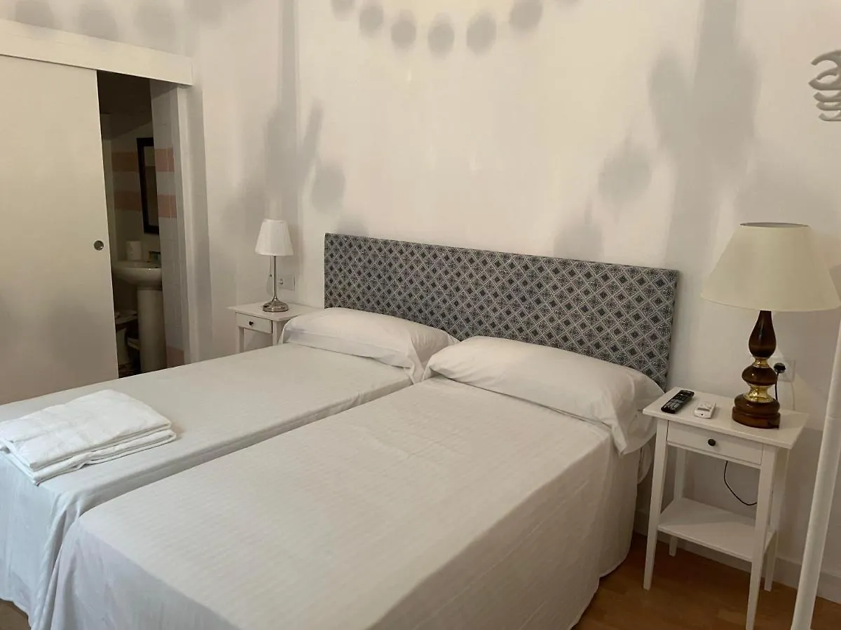 Hostal La Cruz 1872 Chipiona